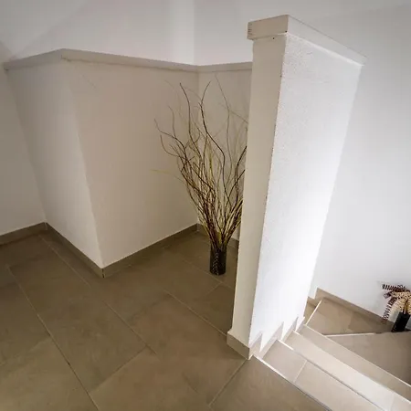 Luka With Private Pool Near * Πούλα