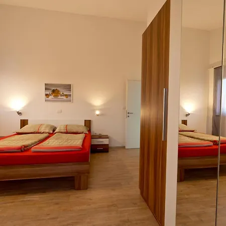 Luka With Private Pool Near Βίλα