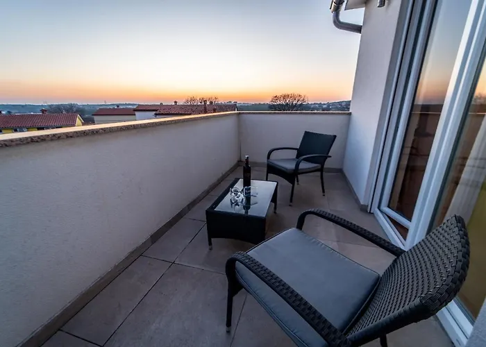 Luka With Private Pool Near