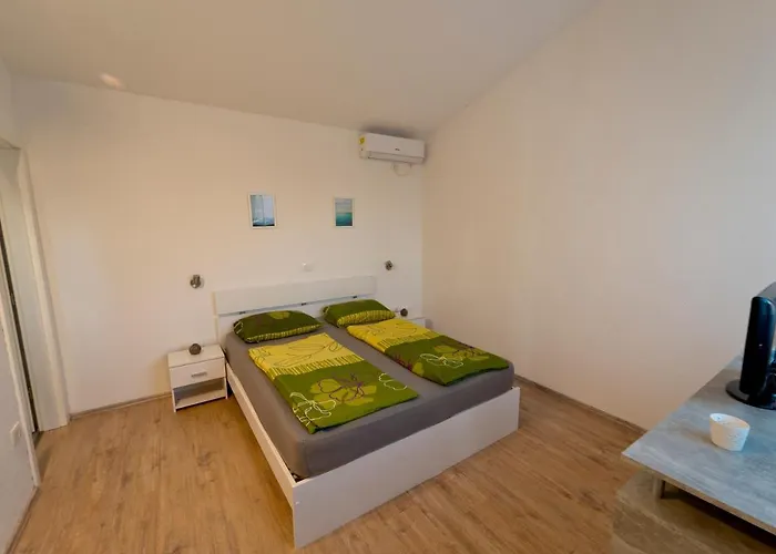 Luka With Private Pool Near * 普拉